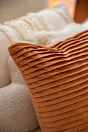 Cojín Velvet Plisado Terracota