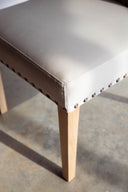 Silla Comedor Concha Velvet Beige Corazón